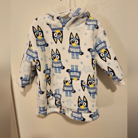 Bluey Other - NWT Bluey Toddler Super Soft Snugit Hoodie
